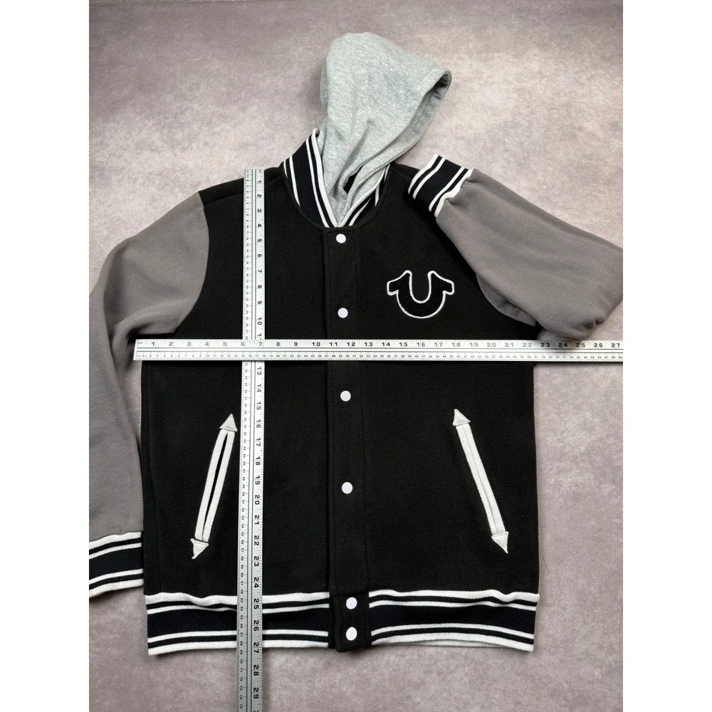 NWT True Religion Men M Varsity Fleece Hood Jacket‎ Black Gray Horseshoe Snap